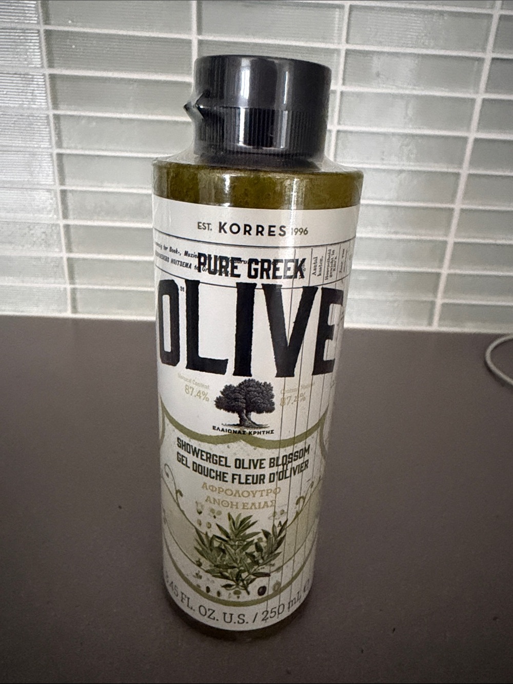 Korres Olive Blossom Shower Gel - Olive Green & Black